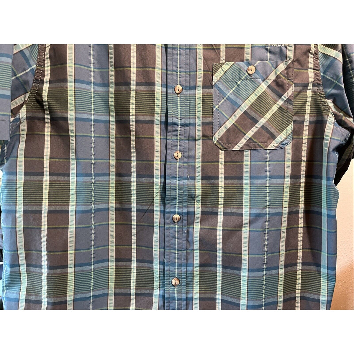 The North Face Men’s Shirt L Blue Plaid Button Up Short Sleeve Pocket Hiking EUC