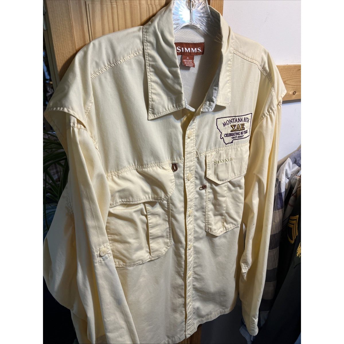 Simms Shirt Men’s Size XL Outdoor Fishing Button Up Long Sleeve Zip Pockets