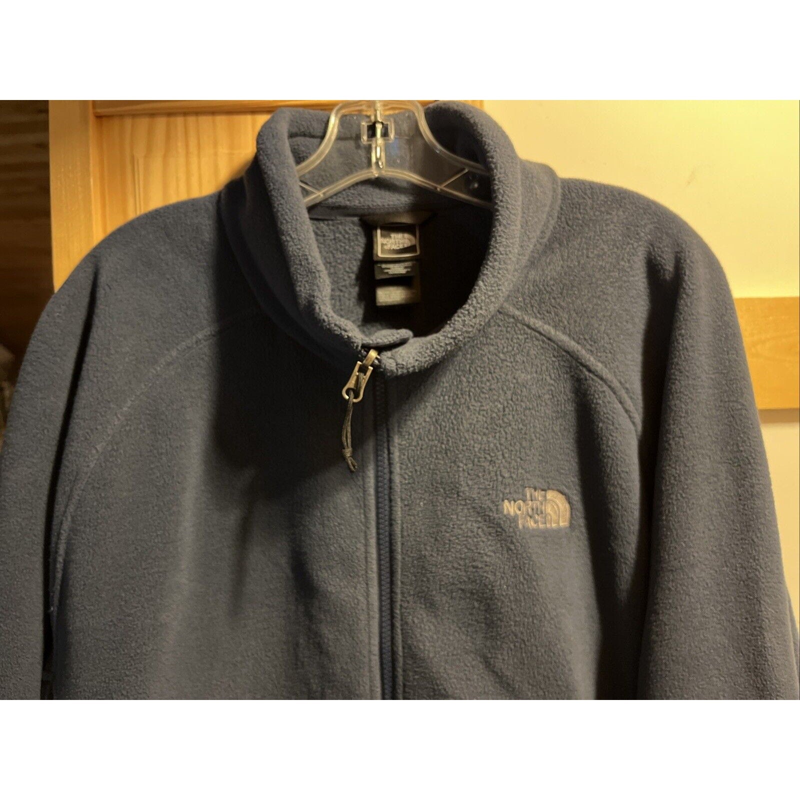 The North Face Men’s XL Blue Long Sleeve Full Zip Polyester Fleece Jacket Travel