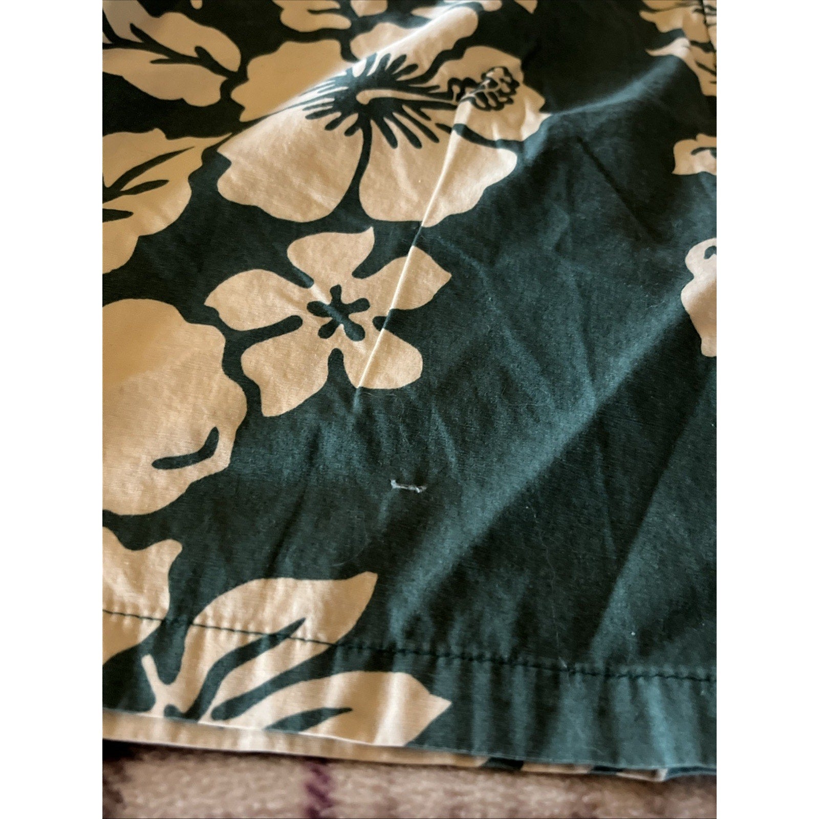 Cooke Street Honolulu Men’s L Green Floral SS Button Down Cotton Hawaiian Shirt