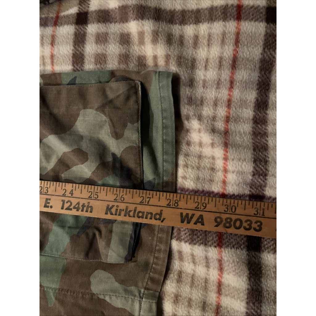 VTG US Military Jacket Mens Medium Green Woodland Camo Army Surplus Field Jacket