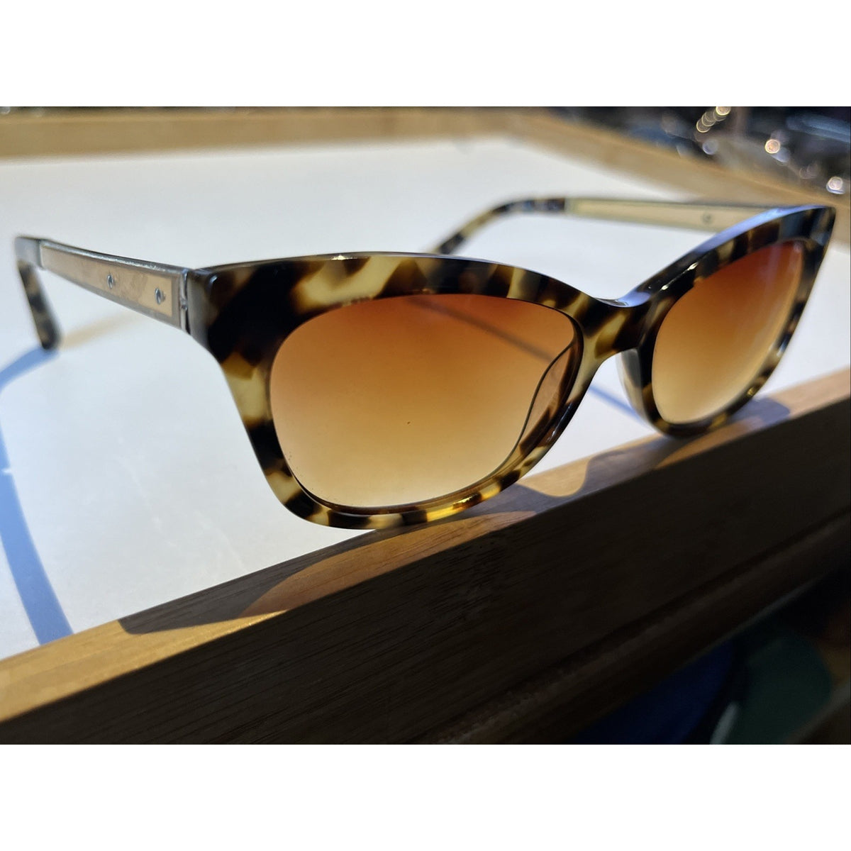 Bobbi Brown THE ISABELLA Brown Tortoise 52-15-135 Women's Eyewear Frames Only