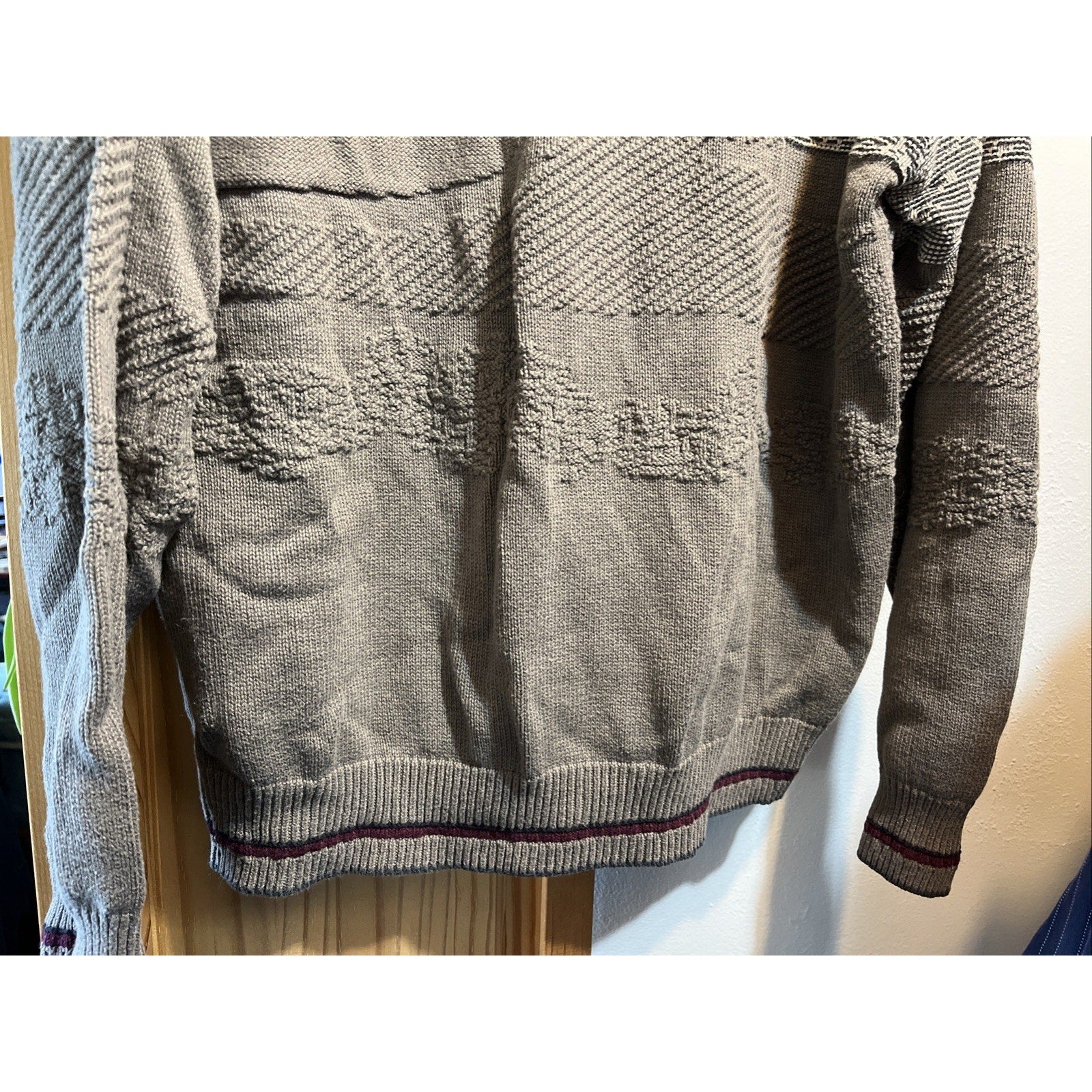 Vintage 90s Carmel Golf Embroidered Pullover Knit Sweater Size L Gray Beige USA