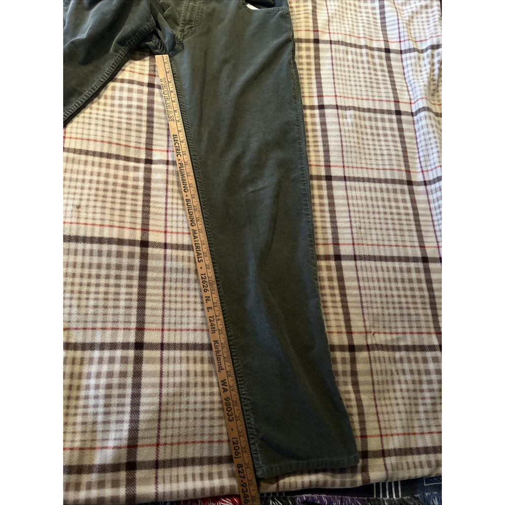 VTG Levi's 559 Relaxed Straight Corduroy Pants Mens 35x35 Olive Green 5 Pocket