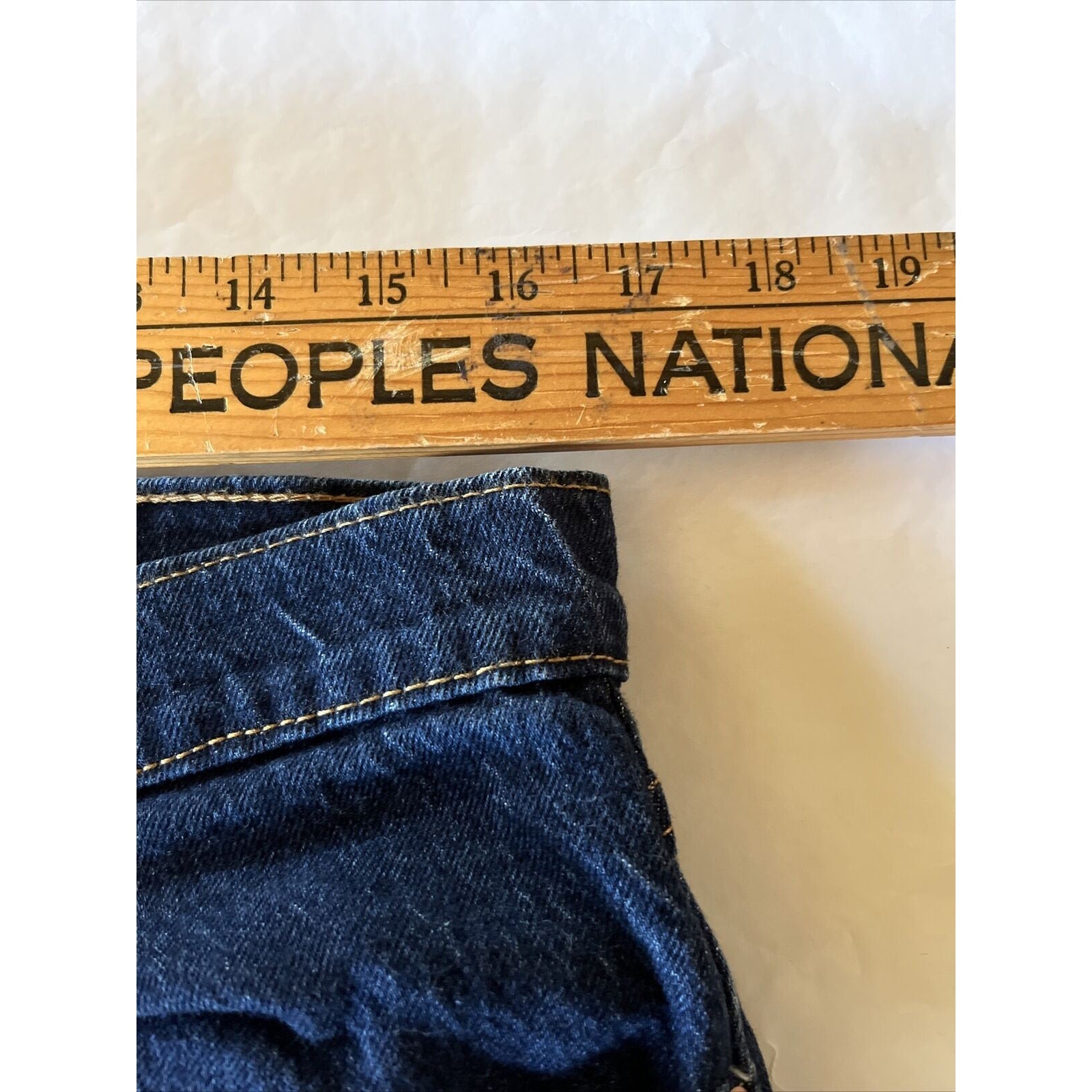 Levis 502 Mens Jeans Size 33x30 Dark Wash Blue Regular Taper Fit Leg Stretch EUC
