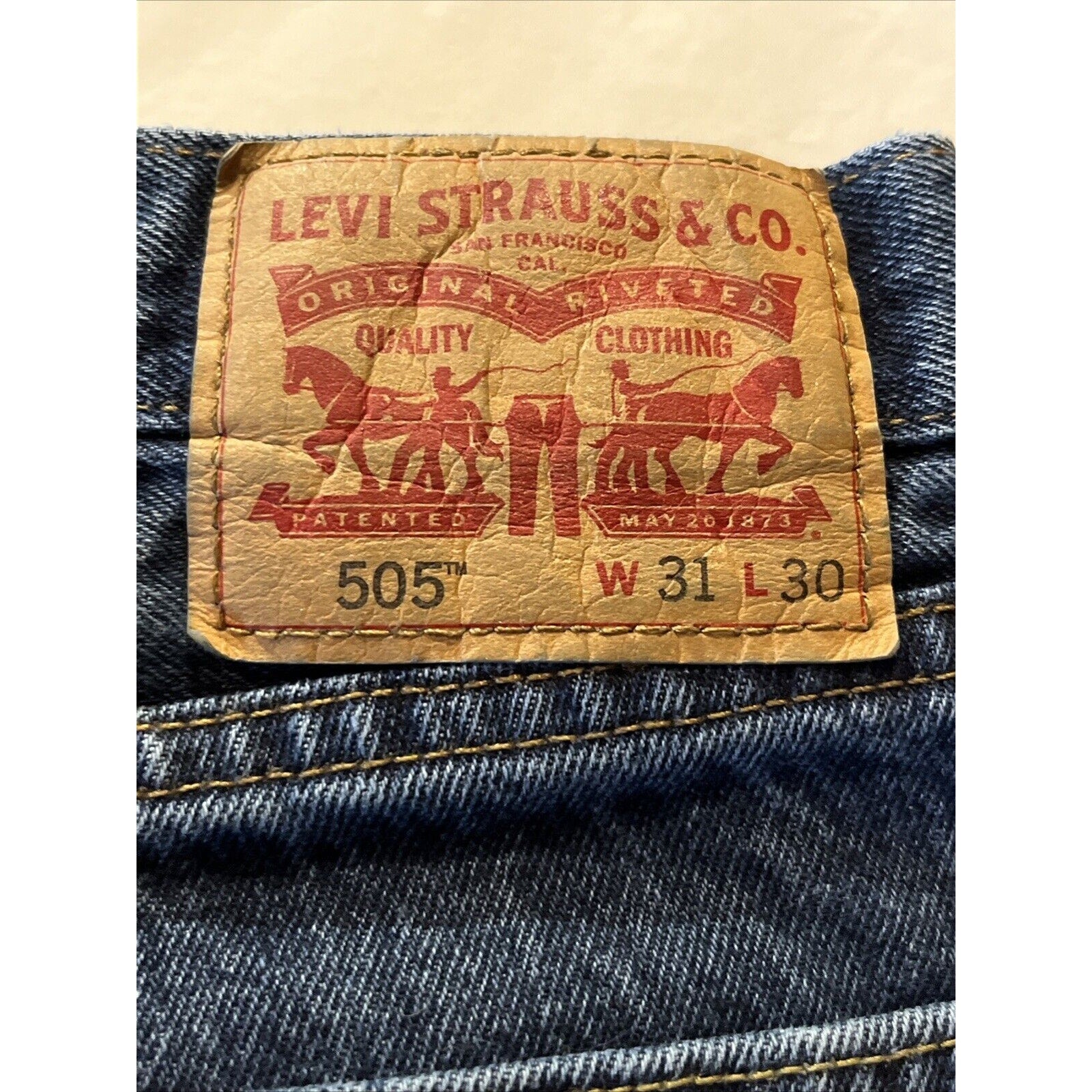 Levi's 505 Mens Jeans 31x30 Regular Fit Outdoor Medium Wash Cotton Travel