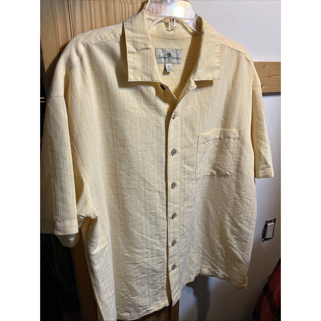 Island Shores Men’s XL Yellow Short Sleeve Button Down Rayon Hawaiian Shirt