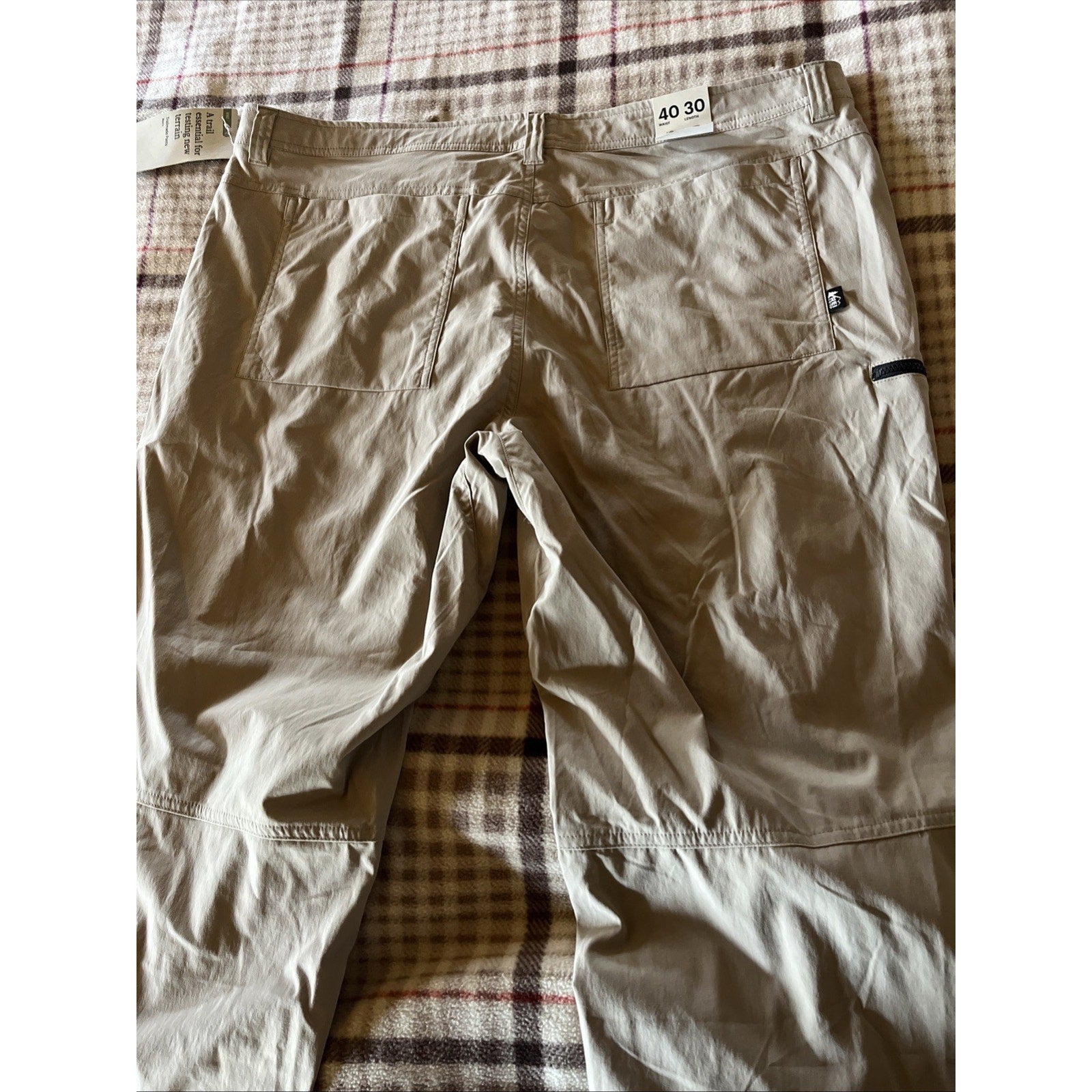 REI CO-OP Mens TRAILMADE PANTS Sz 40x30 Mushroom Taupe UPF 50 Cargo Hiking NWT