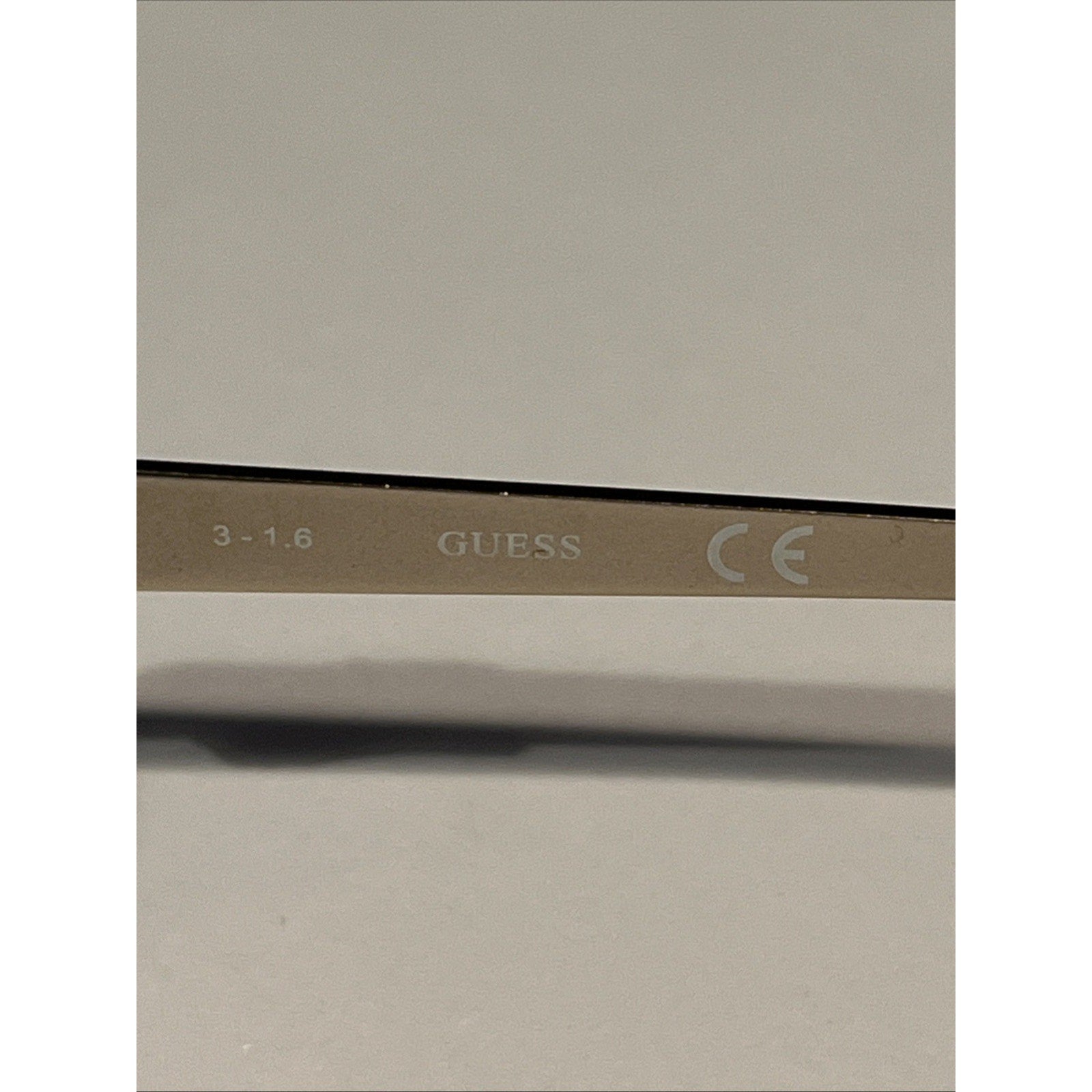GUESS GU2568 002 Black Eyeglasses Frame 52-17-135 FRAMES ONLY
