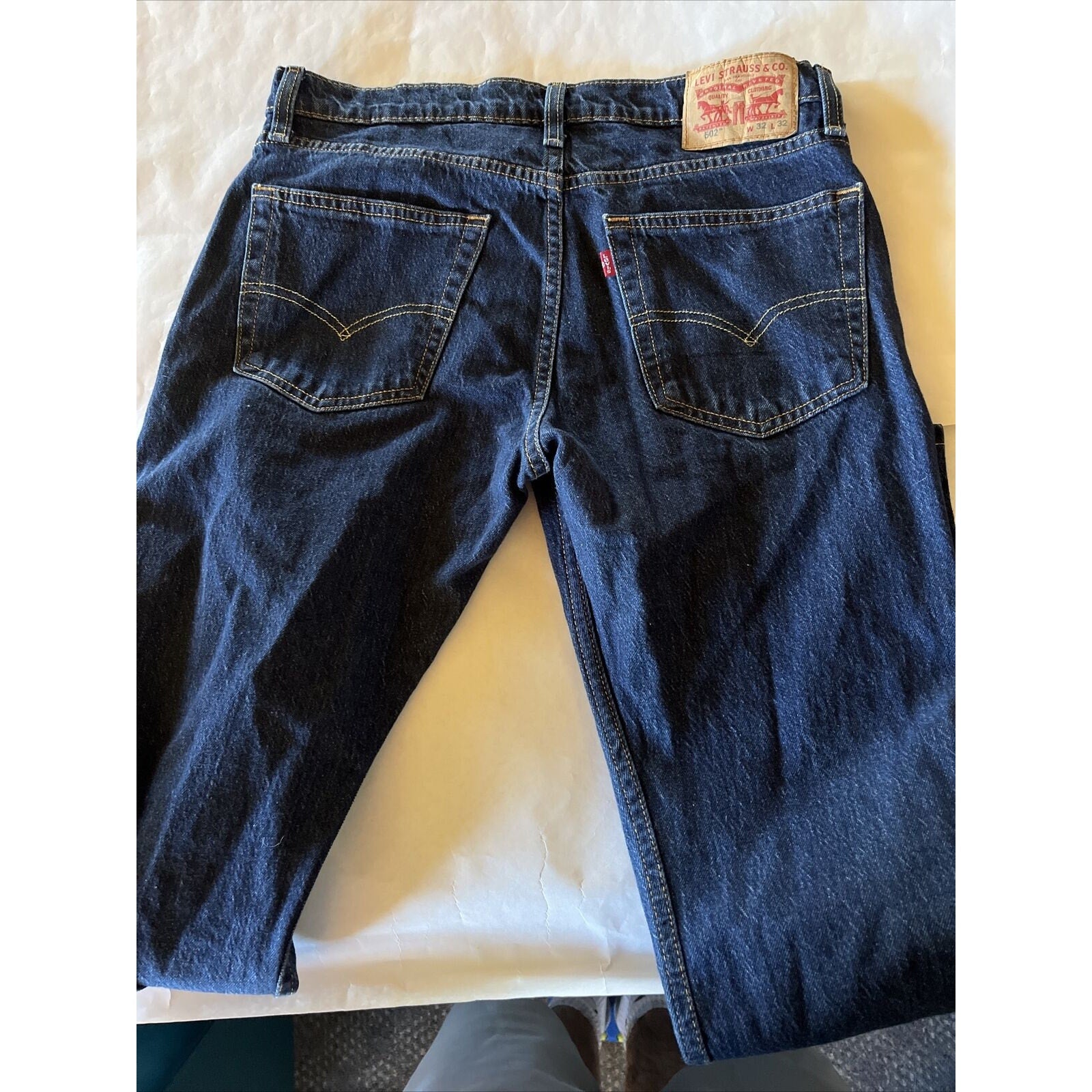 Levis 502 Mens Jeans Size 33x30 Dark Wash Blue Regular Taper Fit Leg Stretch EUC