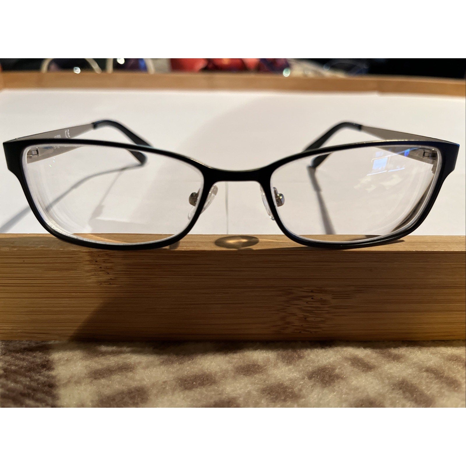 GUESS GU2568 002 Black Eyeglasses Frame 52-17-135 FRAMES ONLY