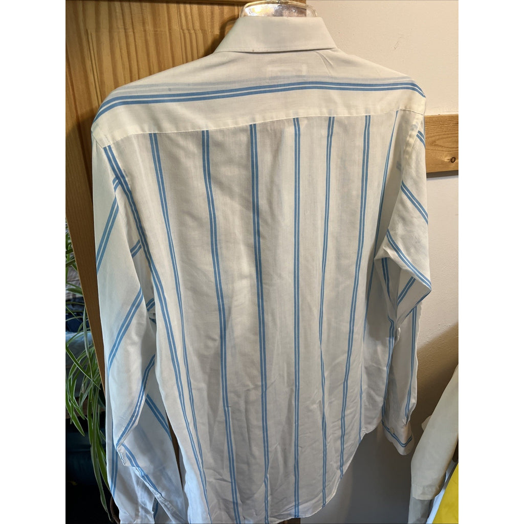 Vintage Christopher Street Men’s Size M 15.5 32-33 Blue Striped Button Up shirt