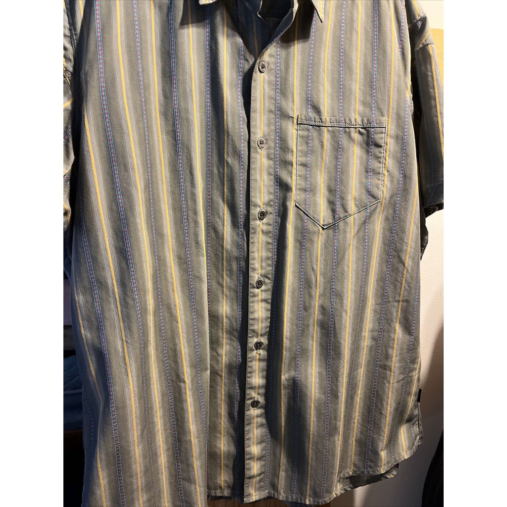 Kuhl Men's Sz L Gray Striped Button Down Short Sleeve Pocket Cotton Poly Shirt