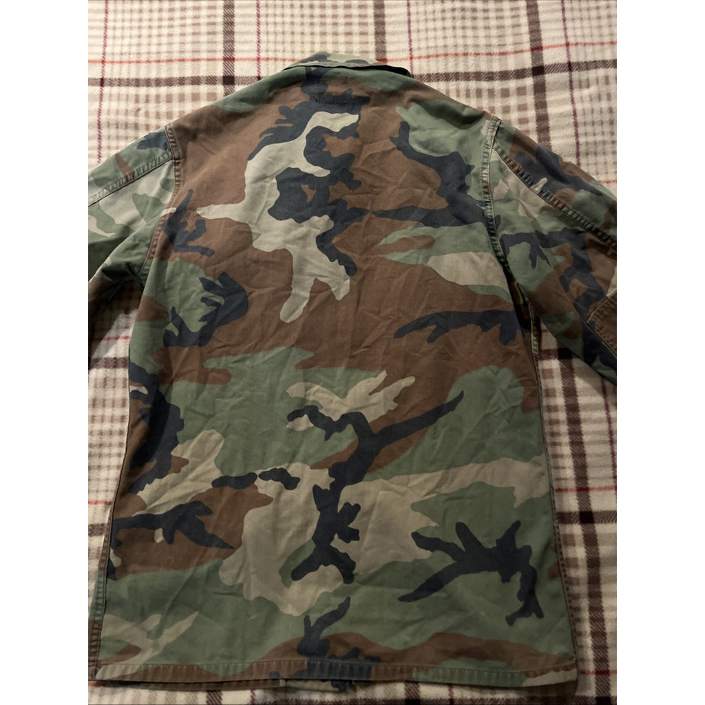 VTG US Military Jacket Mens Medium Green Woodland Camo Army Surplus Field Jacket