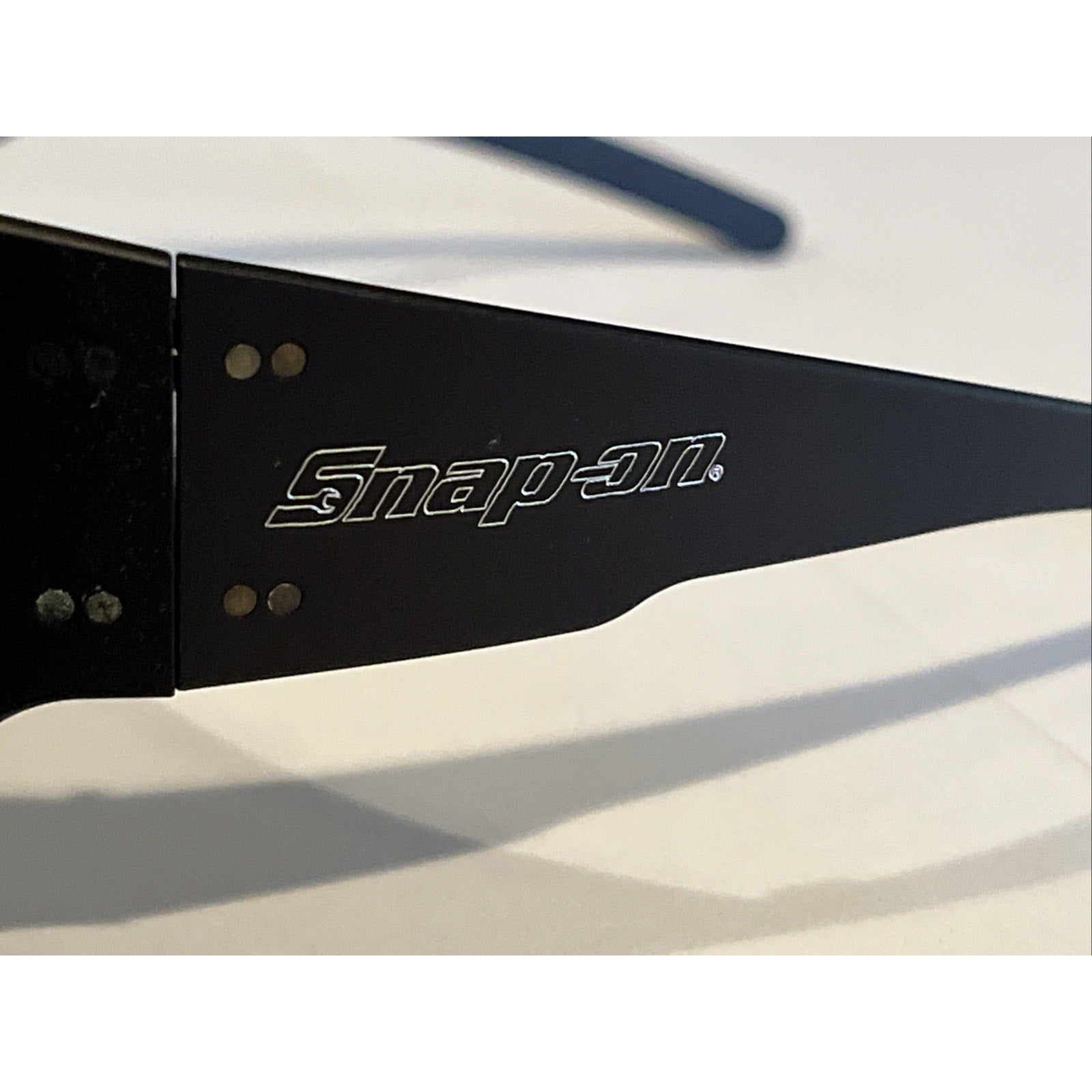 Snap On Tools Sunglasses Aluminum Frame Polarized Charcoal Gray Made In USA