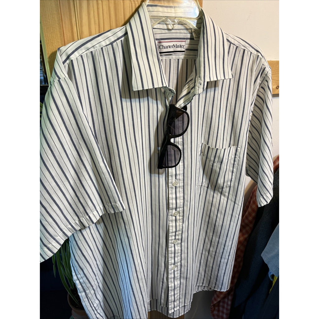 VTG Charter Master Button Short Sleeve Men’s 17 White Blue Striped Cotton Poly