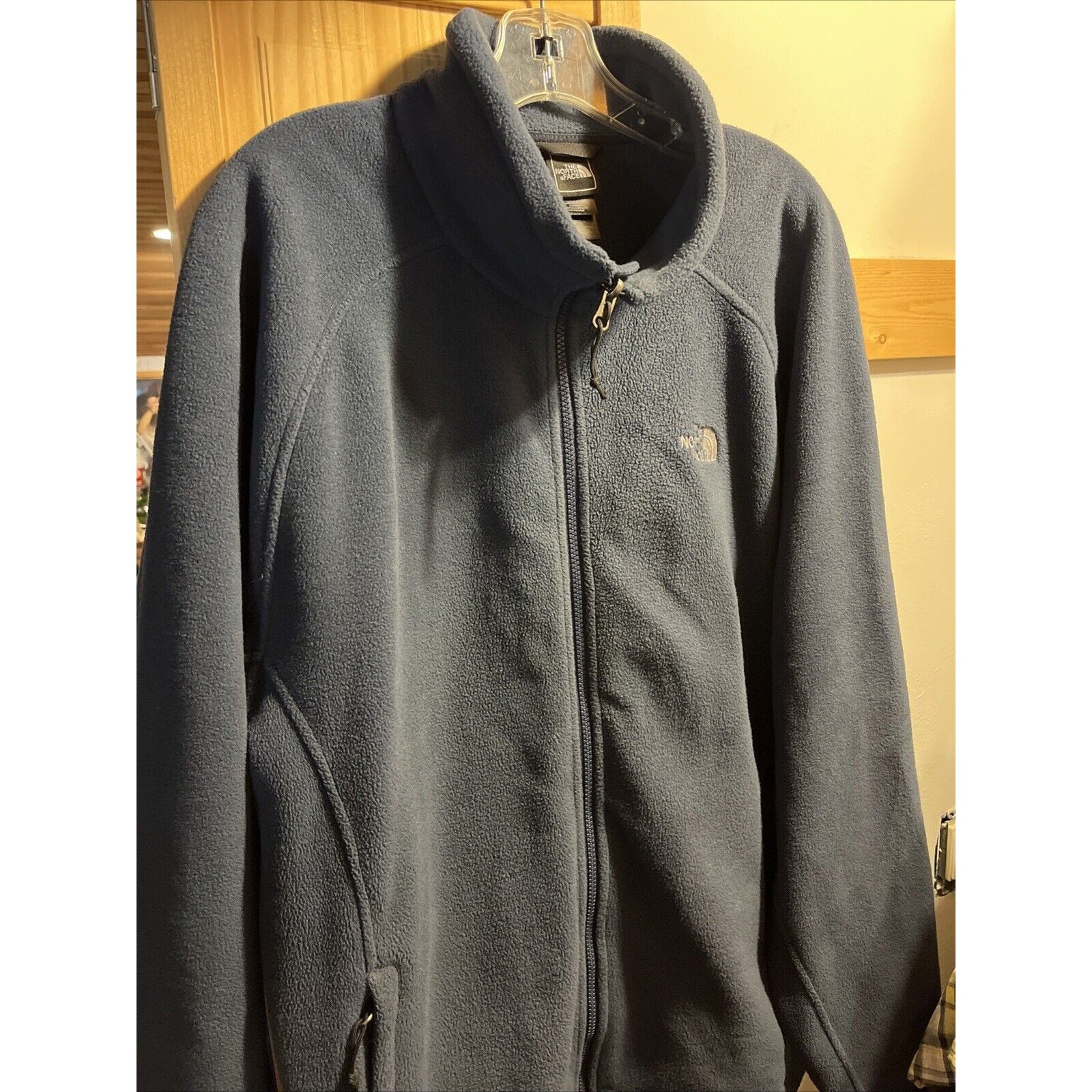 The North Face Men’s XL Blue Long Sleeve Full Zip Polyester Fleece Jacket Travel