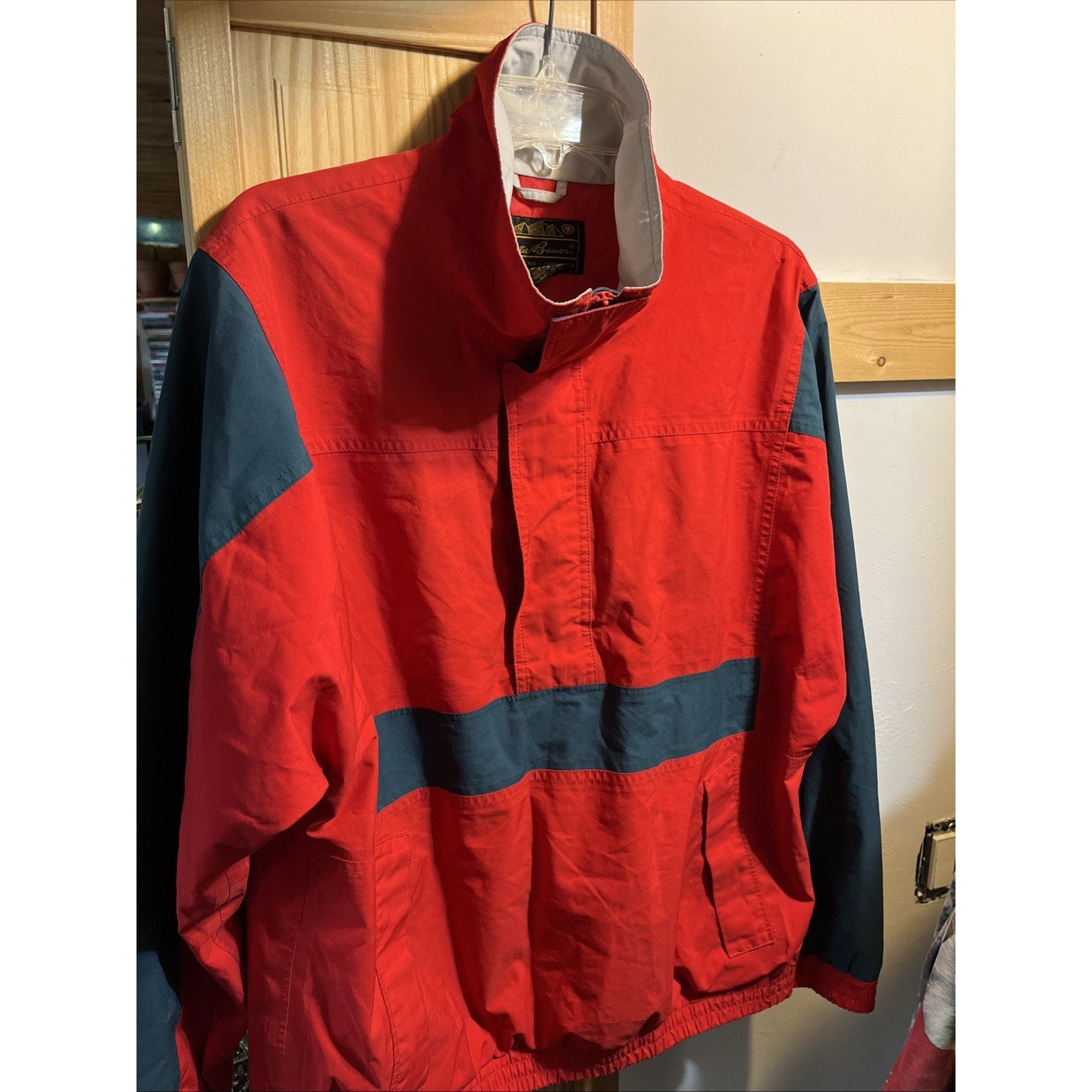 Vintage 90s Eddie Bauer Gore-Tex color-block anorak jacket men’s M Red Black