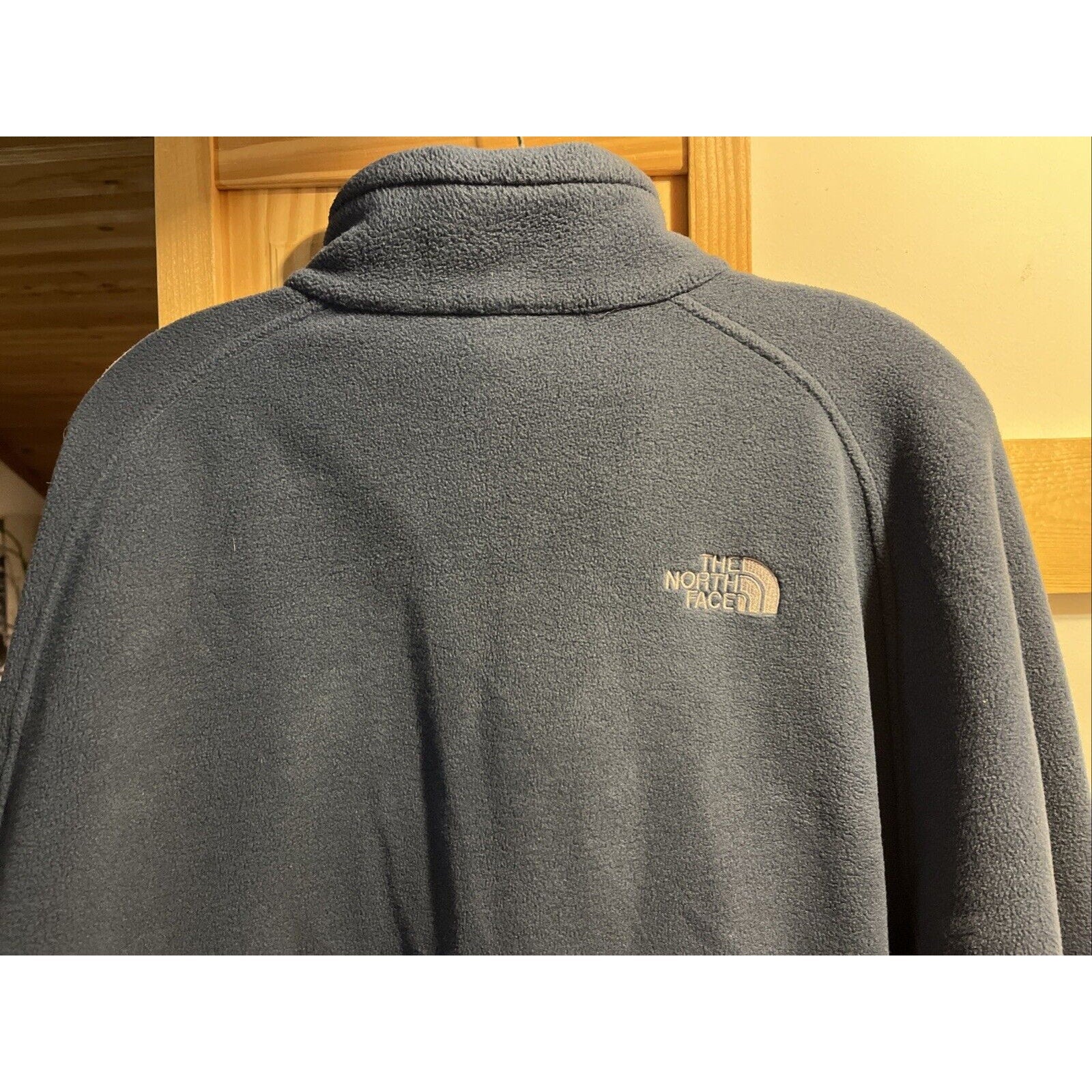 The North Face Men’s XL Blue Long Sleeve Full Zip Polyester Fleece Jacket Travel