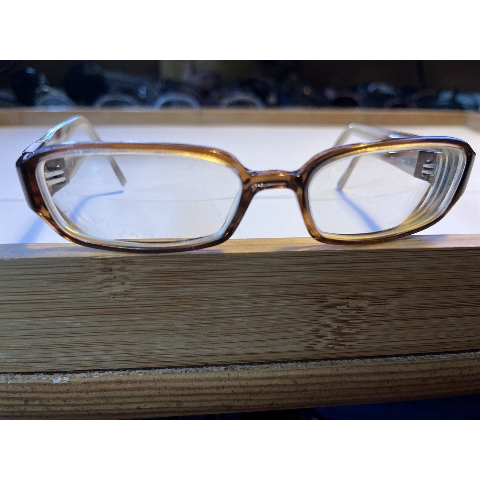 Vera Wang Womens Eyeglasses V163 BR Brown Tortoise Oval Frames 51-16-135 Readers