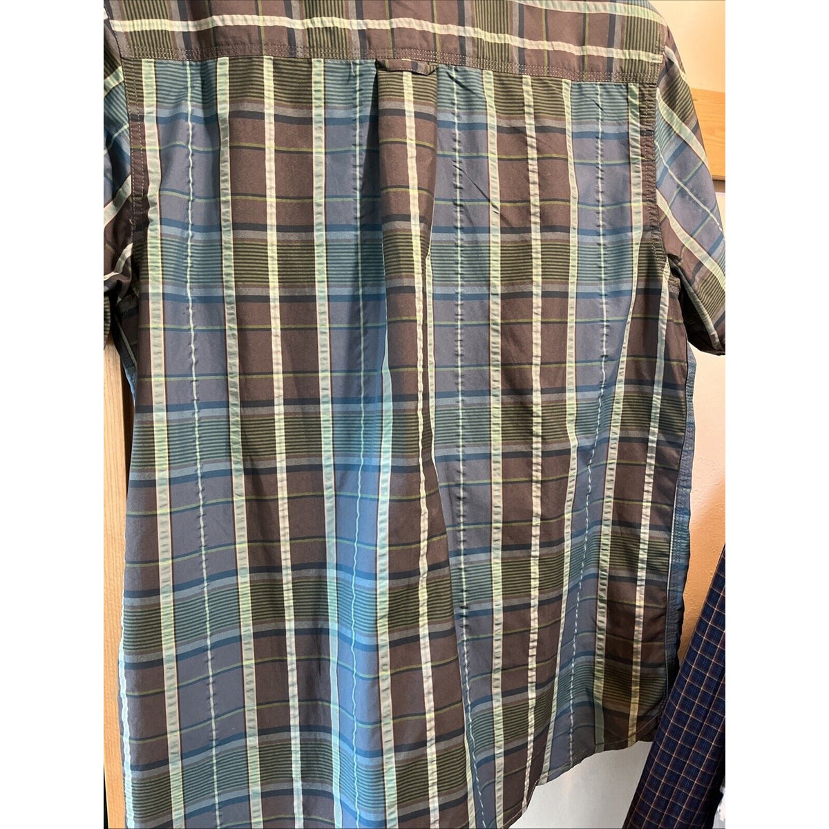 The North Face Men’s Shirt L Blue Plaid Button Up Short Sleeve Pocket Hiking EUC
