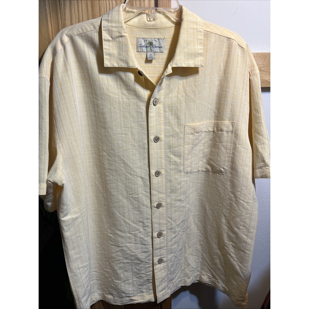 Island Shores Men’s XL Yellow Short Sleeve Button Down Rayon Hawaiian Shirt