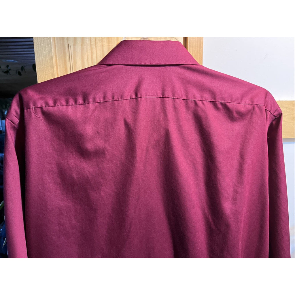 Van Heusen Mens Lux Sateen Red Long Sleeve Dress Shirt Size 17.5 34/35