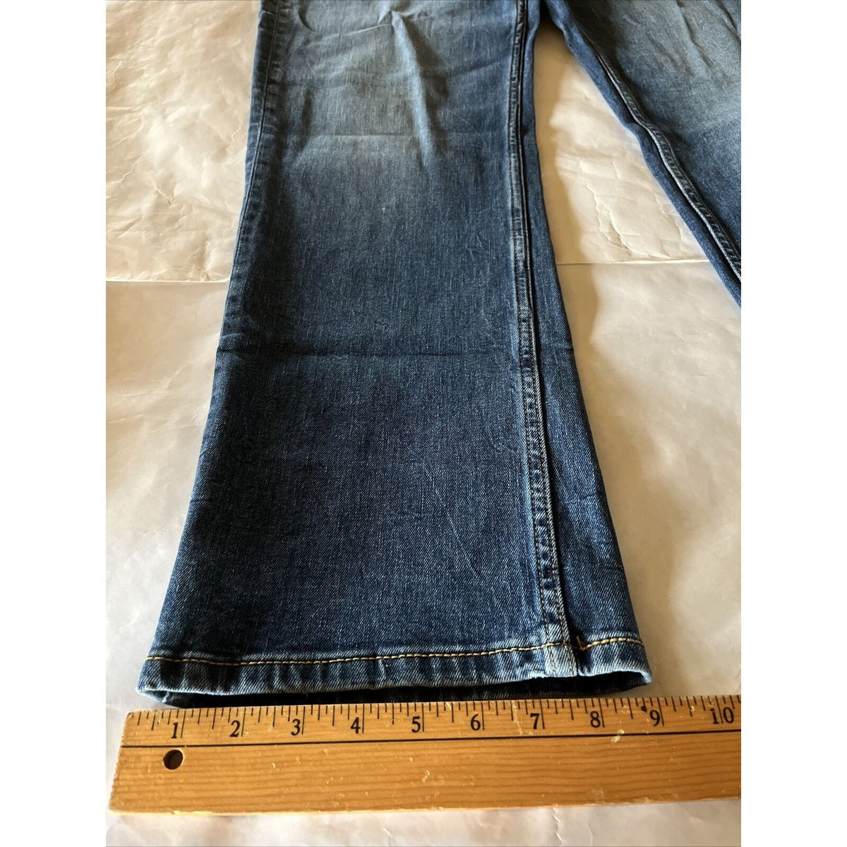 Levi's 514 Jeans Men's 38x32 Blue Denim Y2K Western Outdoor Cotton Travel EUC