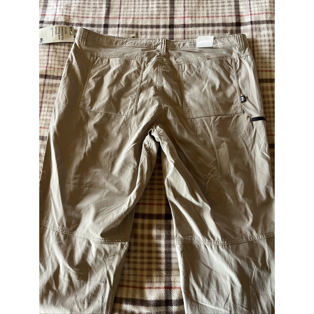 REI CO-OP Mens TRAILMADE PANTS Sz 40x30 Mushroom Taupe UPF 50 Cargo Hiking NWT