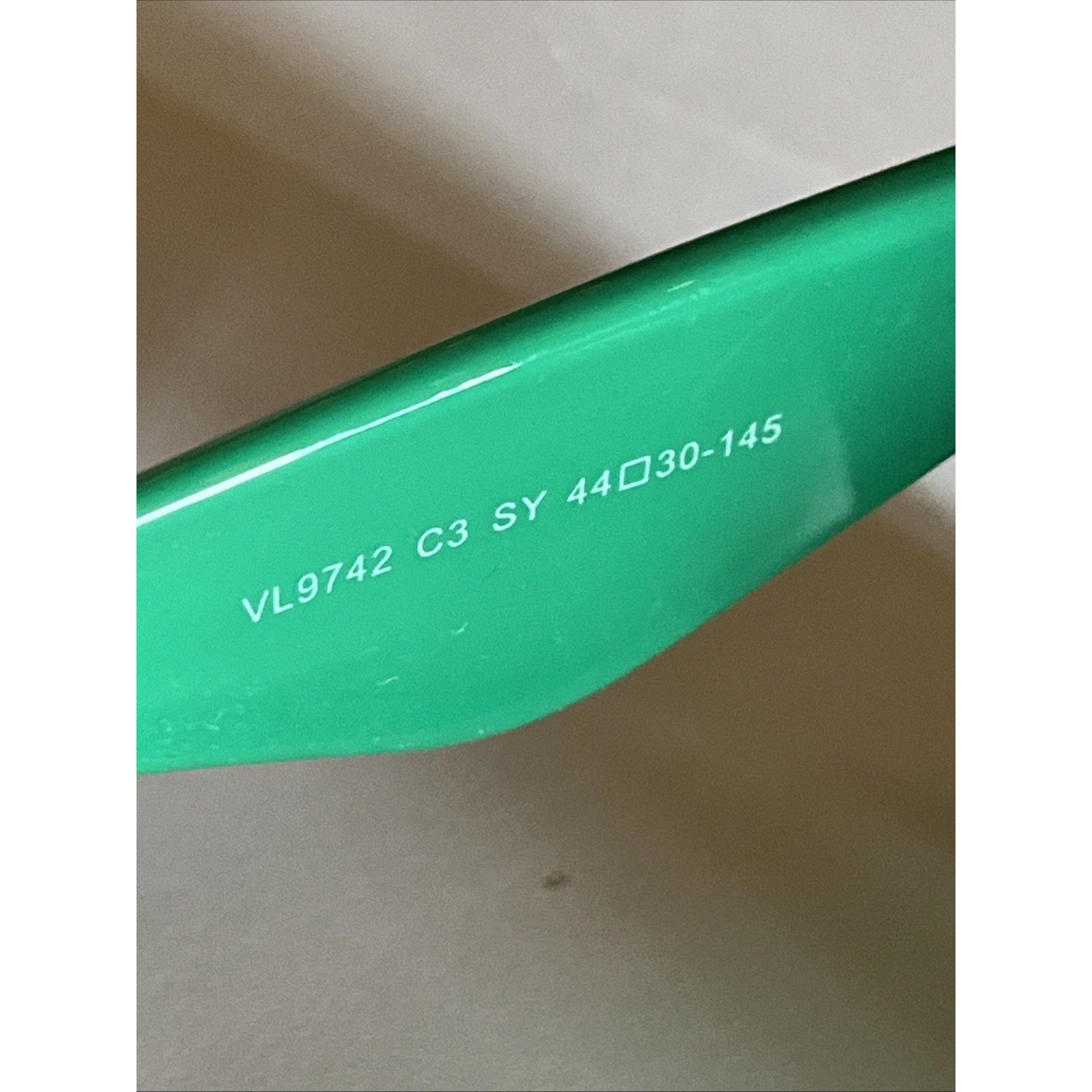 VANLINKER VL 9742 Trendy Retro Sunglasses Womens Retro Frame Green 44-30-145