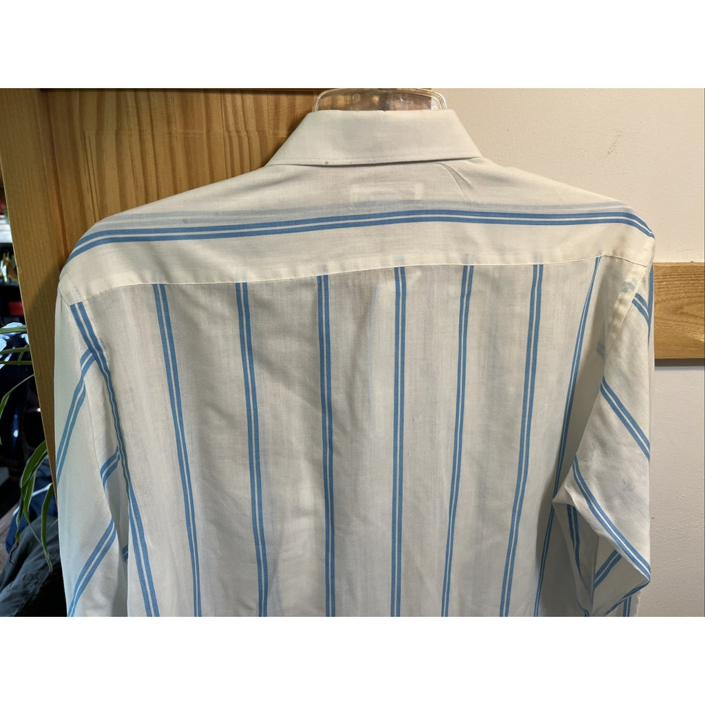 Vintage Christopher Street Men’s Size M 15.5 32-33 Blue Striped Button Up shirt