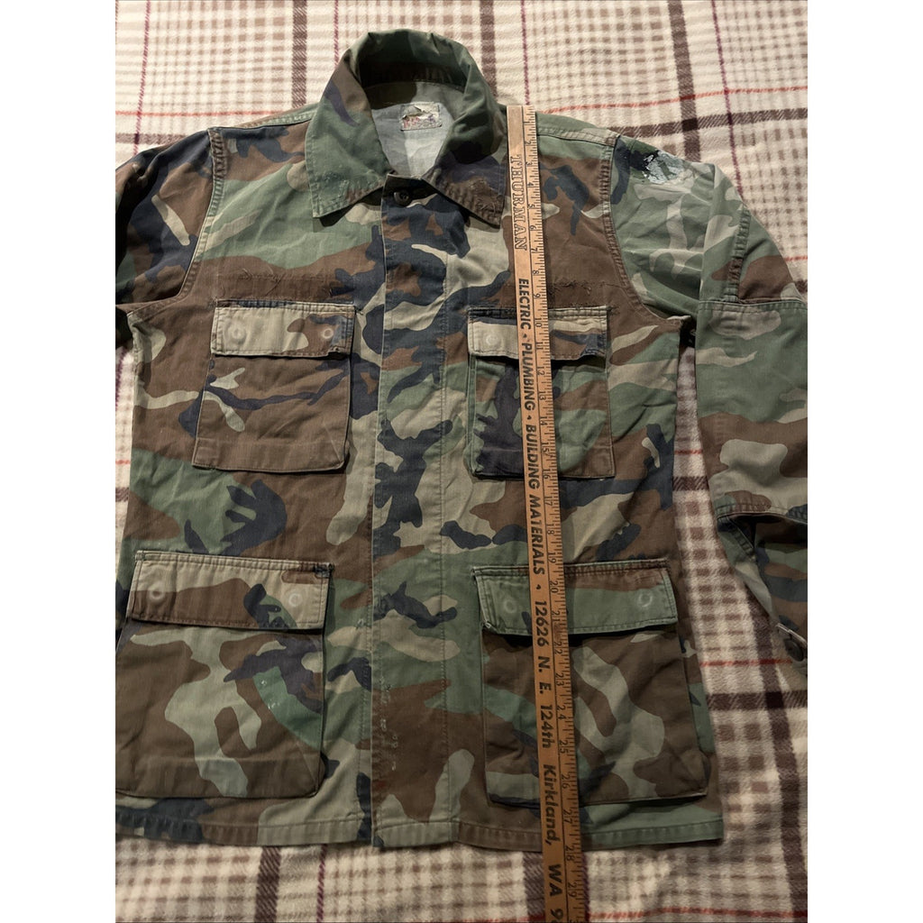VTG US Military Jacket Mens Medium Green Woodland Camo Army Surplus Field Jacket