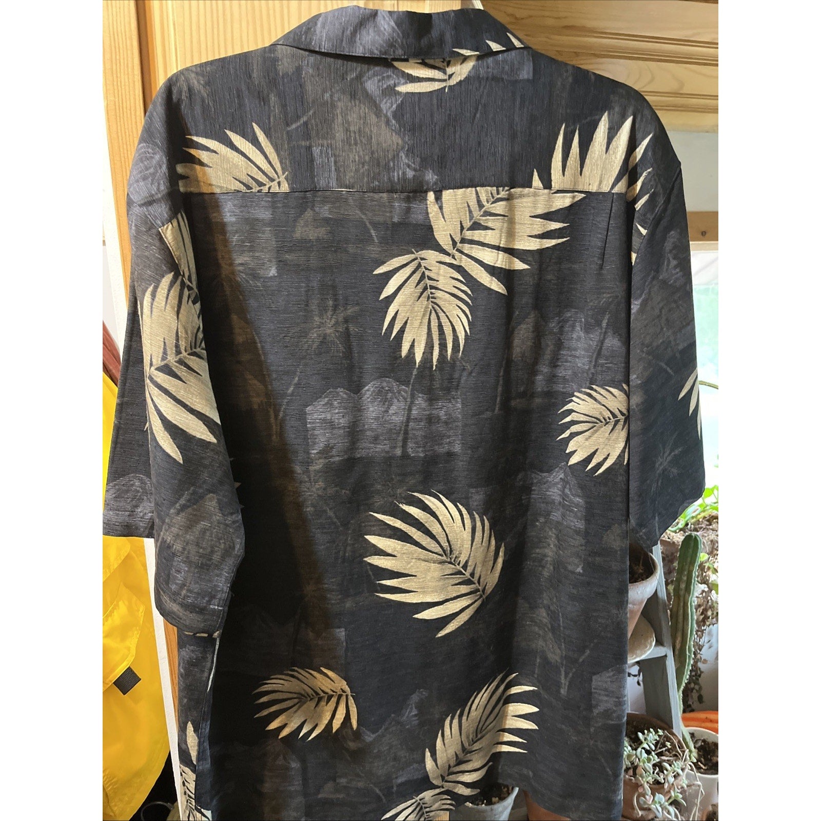 Havana Jack's Cafe Hawaiian Shirt Mens XL 100% Silk Washable Black Floral Tropic