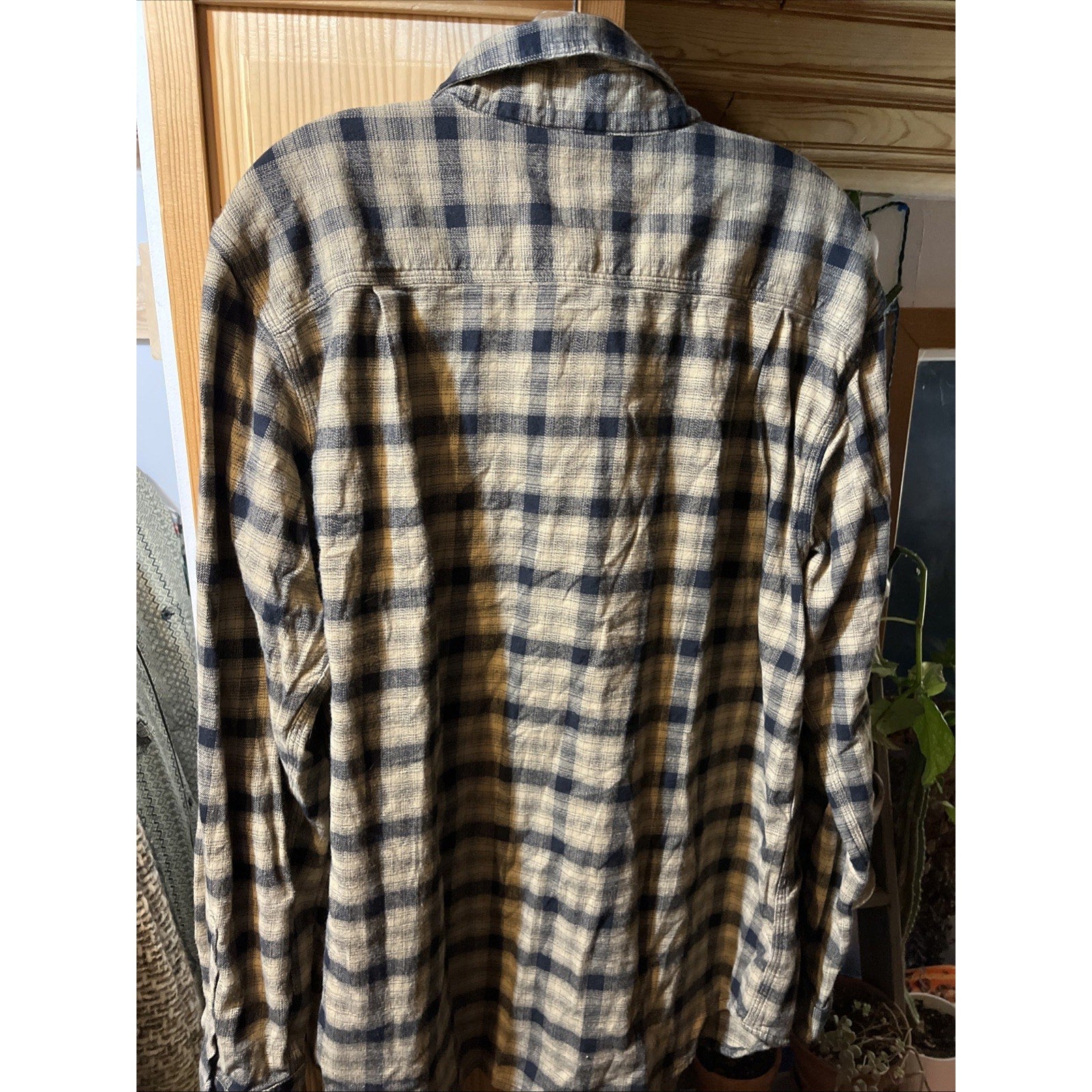 Carhartt Shirt Mens L Brown Plaid Outdoor Relaxed Fit Button Workwear Western