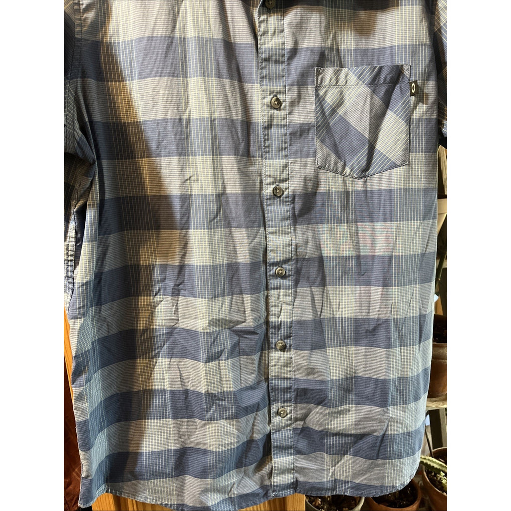 Oakley Shirt Mens Blue Casual Large Short Sleeve Button Up Plaid Hiking Fishing