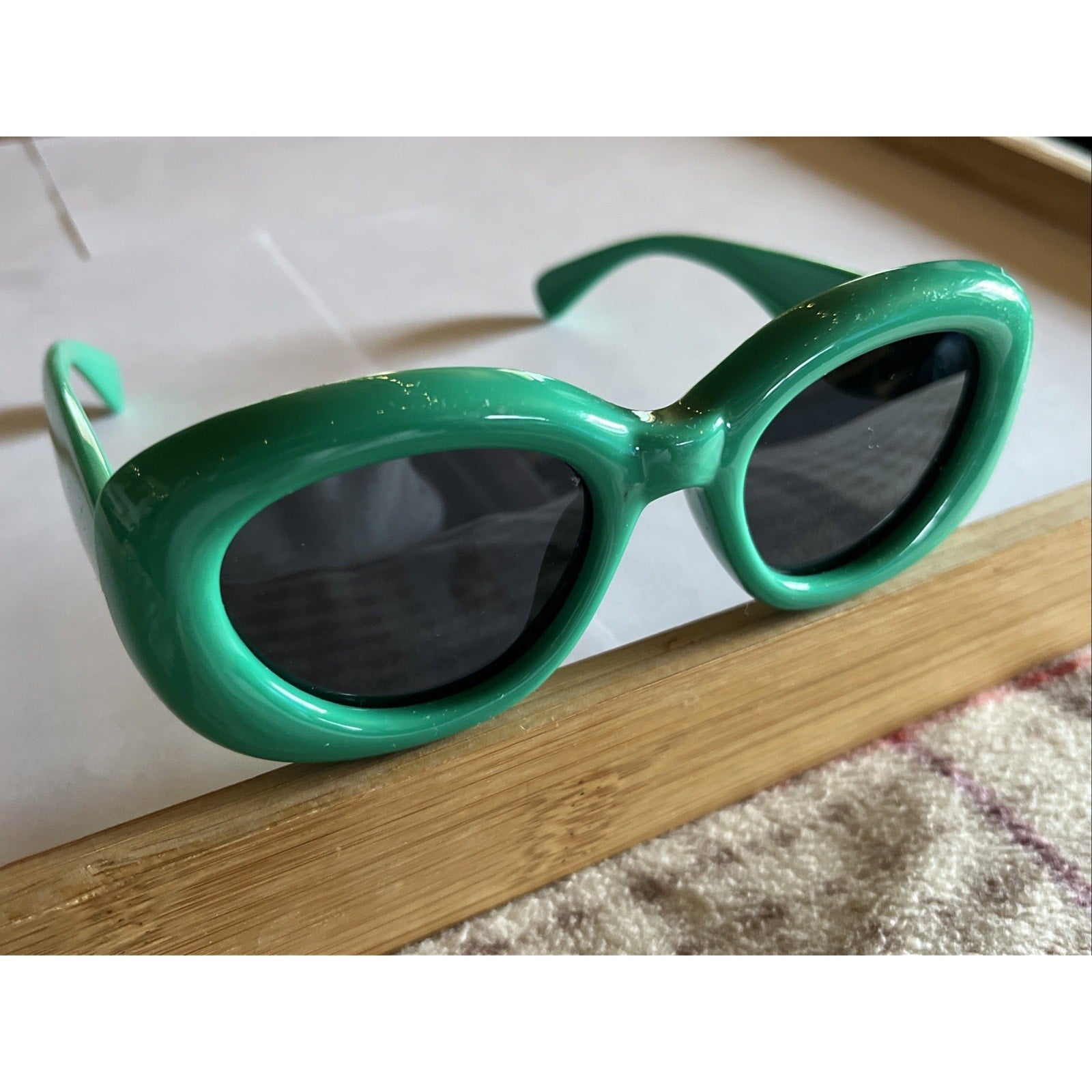 VANLINKER VL 9742 Trendy Retro Sunglasses Womens Retro Frame Green 44-30-145