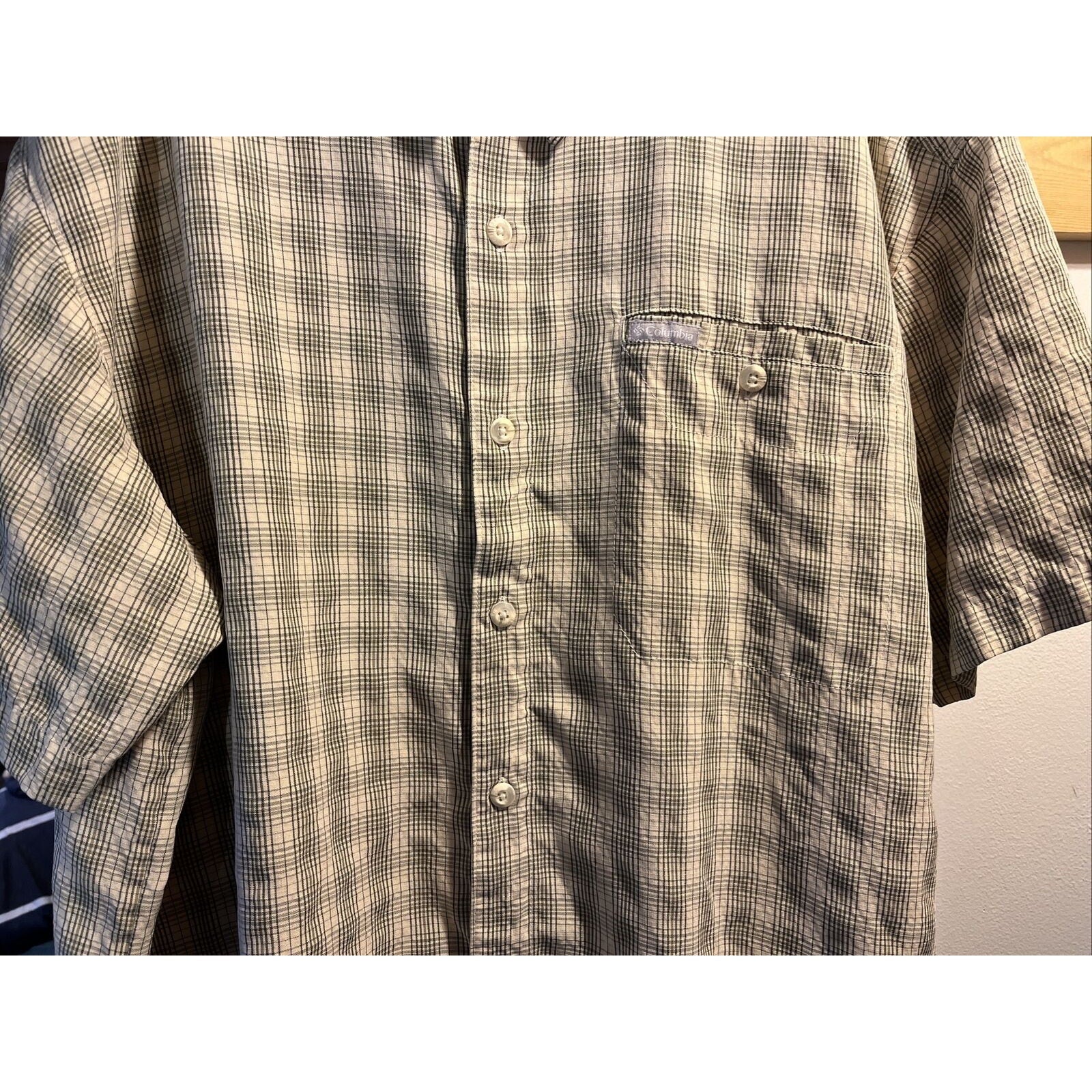 Columbia Sportswear Men’s XXL Beige Check Short Sleeve Button Down Cotton Shirt