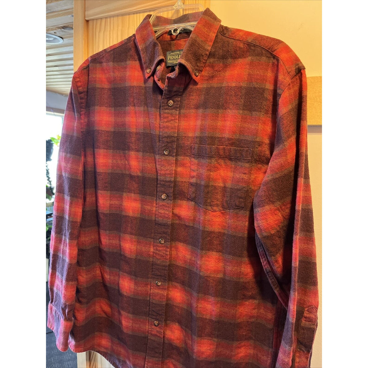 Pendleton mason men’s M red plaid long sleeve button down cotton flannel shirt
