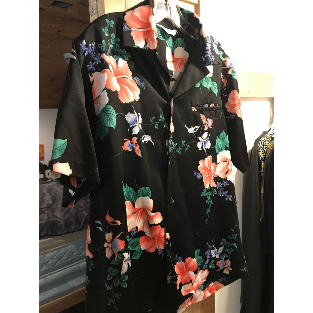 Hawaii Nei Honolulu Vintage Men’s L Black Floral Short Sleeve Button Shirt