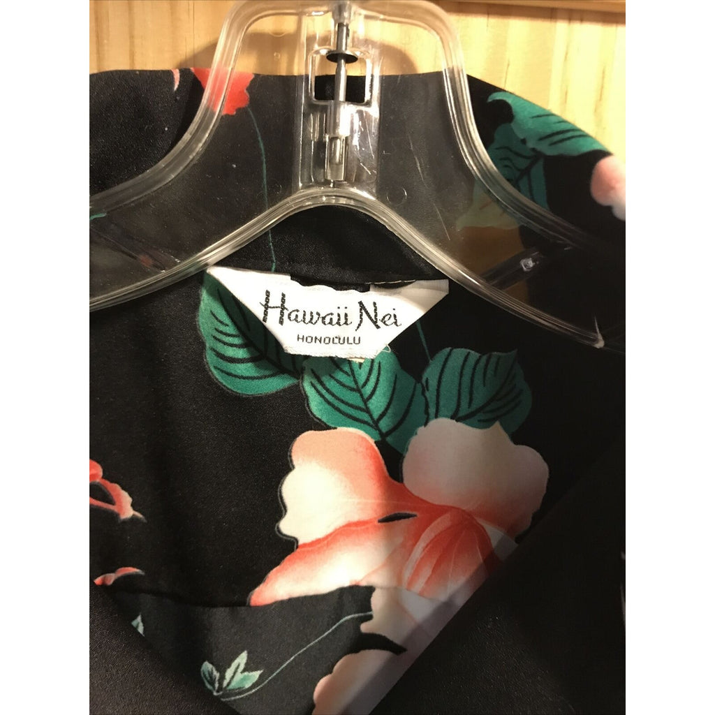 Hawaii Nei Honolulu Vintage Men’s L Black Floral Short Sleeve Button Shirt