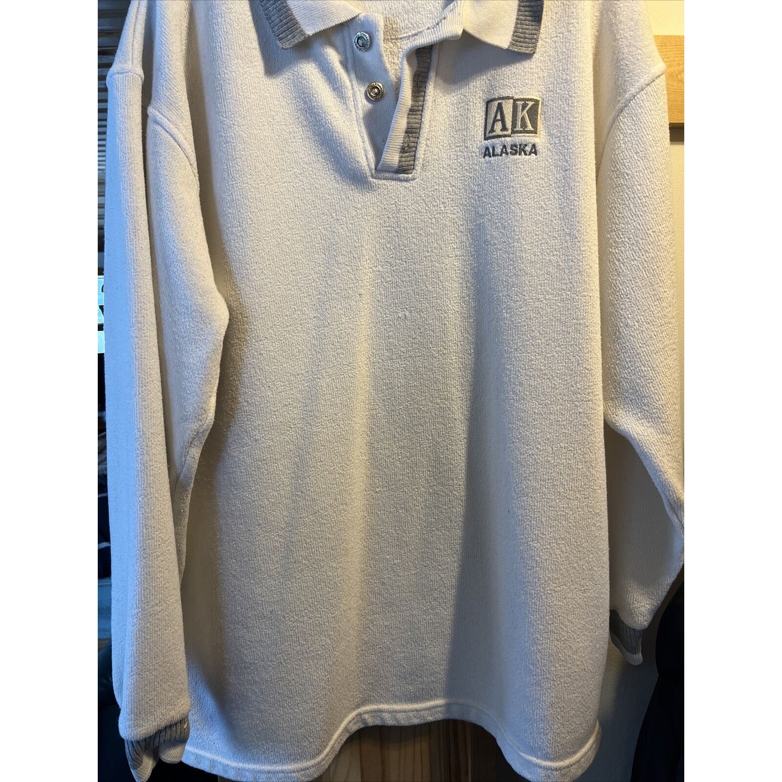 Renegade Club Vintage Men’s XL White Long Sleeve 1/4 Button Cotton Blend Sweater