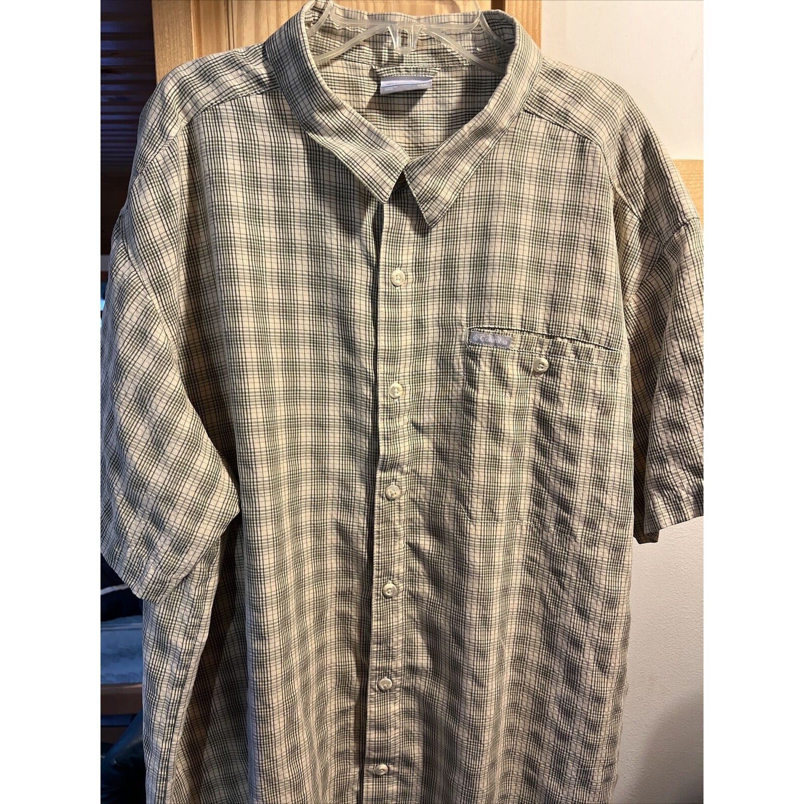 Columbia Sportswear Men’s XXL Beige Check Short Sleeve Button Down Cotton Shirt