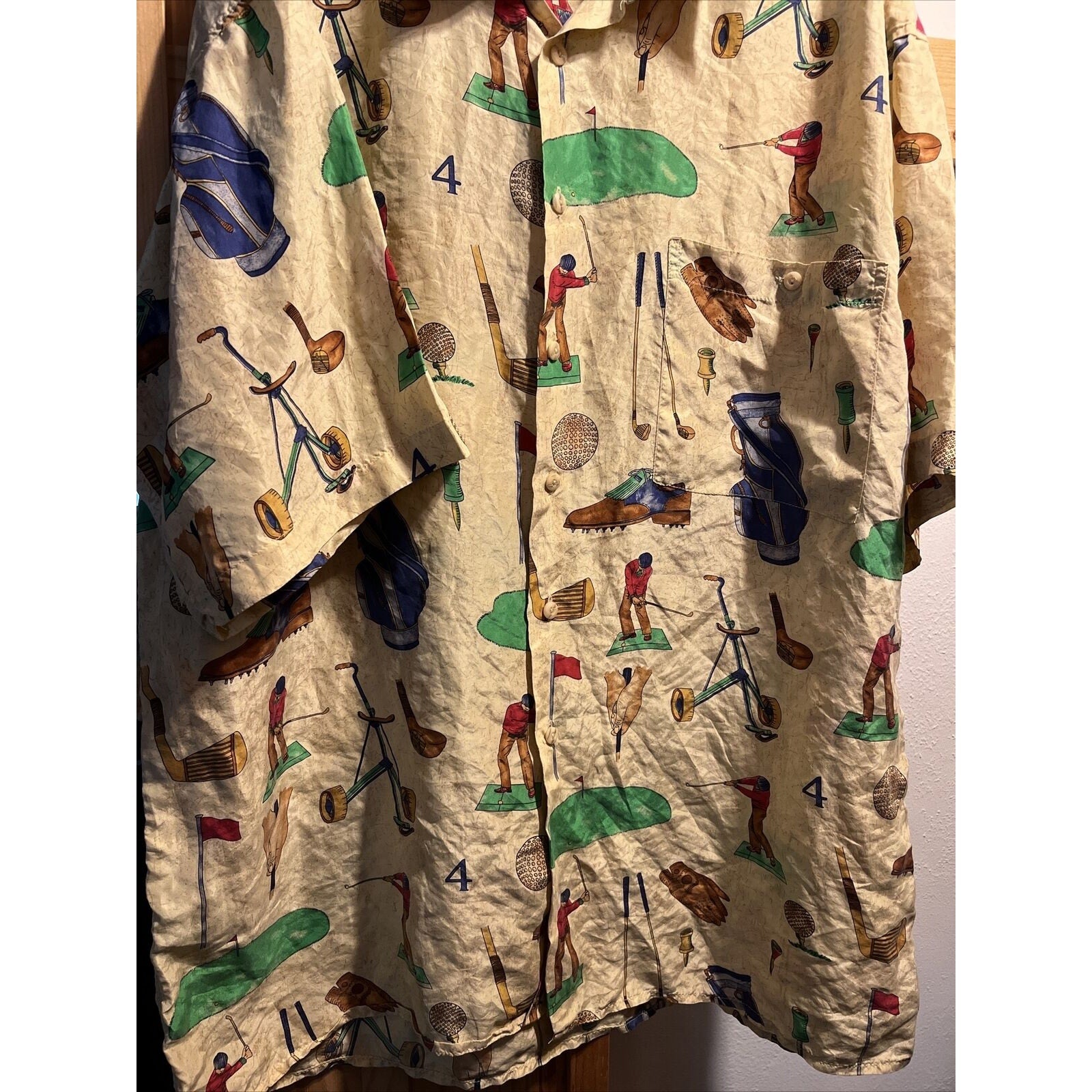 Unbranded Vintage Men’s XL Gold Short Sleeve Golf Print Silk Button Down Shirt