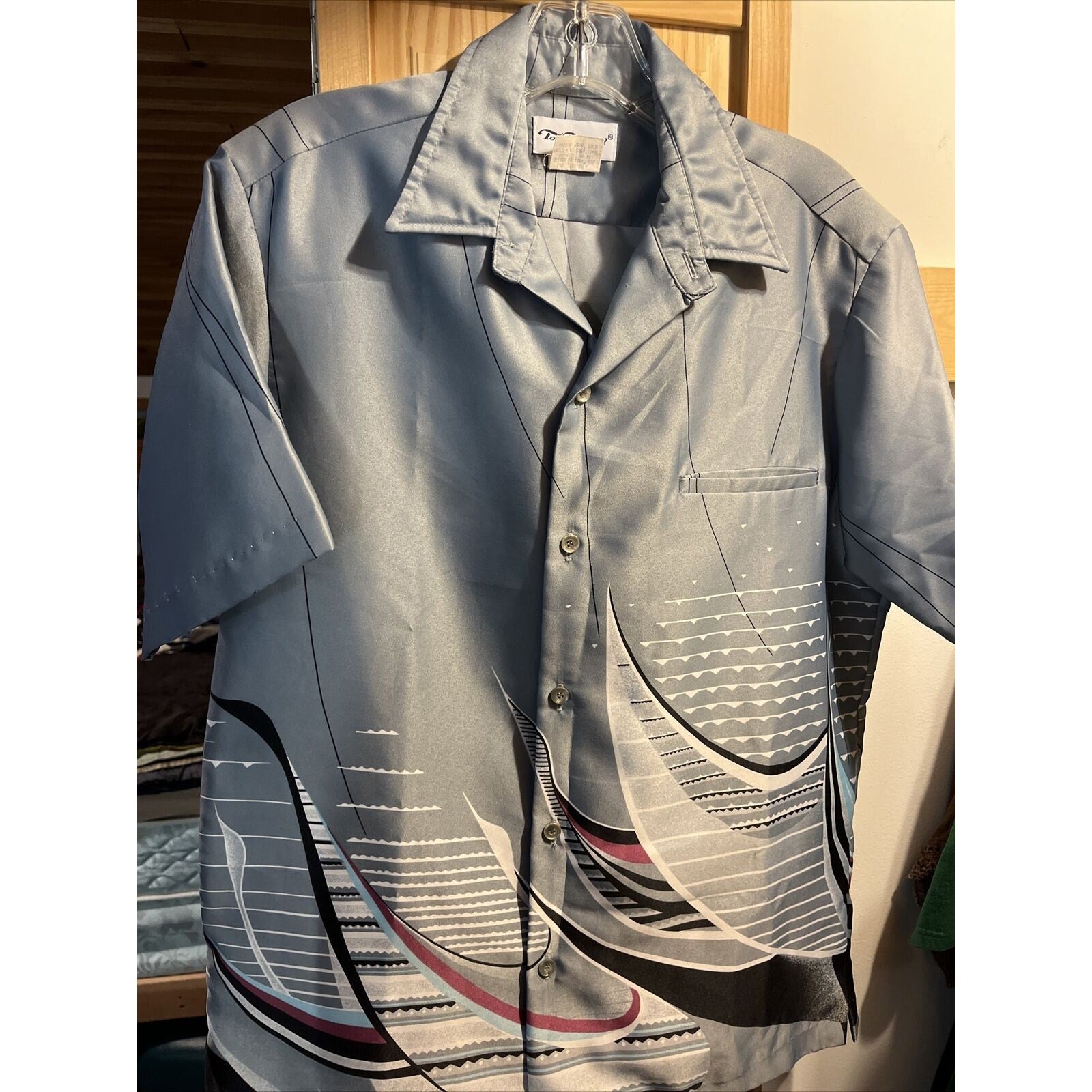 Tori Richard Vintage Men's Small Gray SS Button Down Polyester Hawaiian Shirt