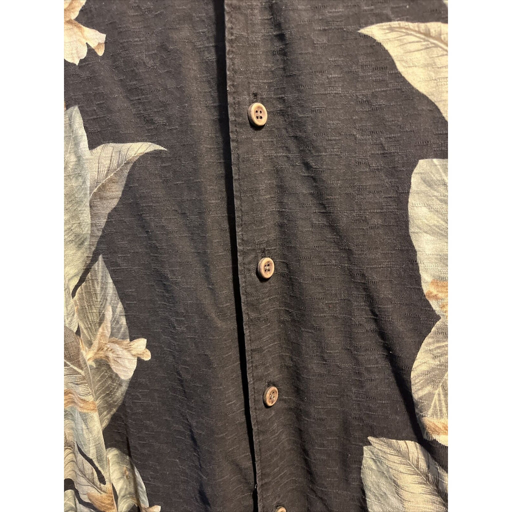 Jamaica Jaxx Men’s XL Black Floral Silk Short Sleeve Button Down Hawaiian Shirt