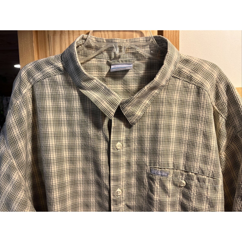 Columbia Sportswear Men’s XXL Beige Check Short Sleeve Button Down Cotton Shirt
